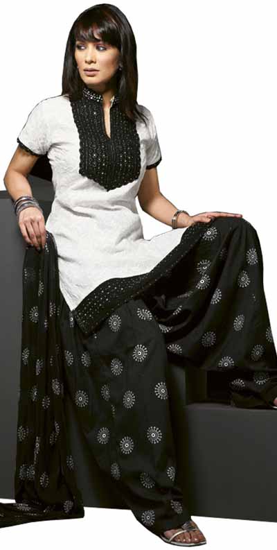 Black-Designer-Beautiful-Salwar-Kameez-Dresses-Collection-2013-02