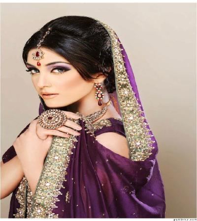 New-Fashionable-Lehengas-Trends-in-2013-1