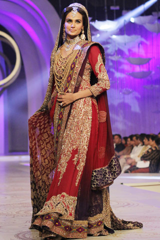 HSY_2013_Collection_at_Pantene_Bridal_Couture_Week
