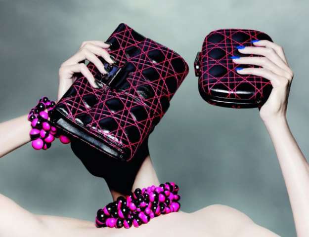 latest-Dior-Stunning-Fashion-Accessories-For-Girls-