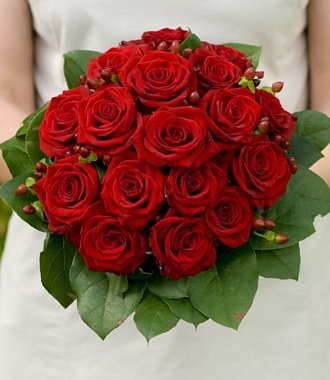 Red roses wedding bunch