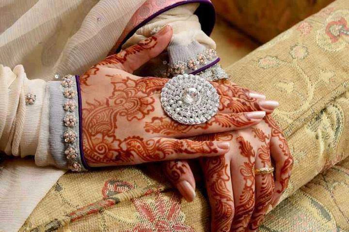 Bridal-Best-Mehndi-Designs-for-Pakistani-Indian-Brides-of-2014-6