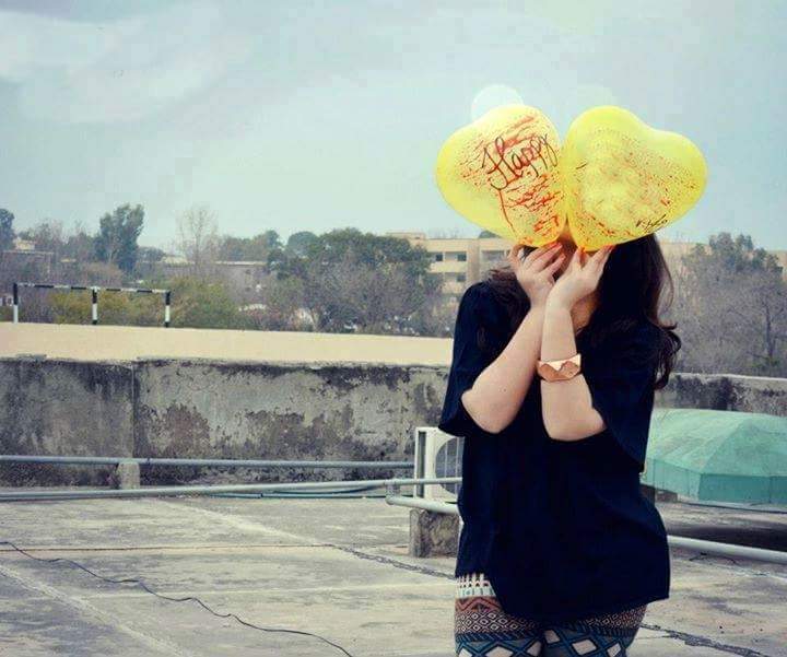 Stylish Cool Girls Facebook DPs Without Face