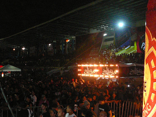 ISABEL KRUSE SINGING AT THE ‘PULP SUMMER SLAM’, MANILA